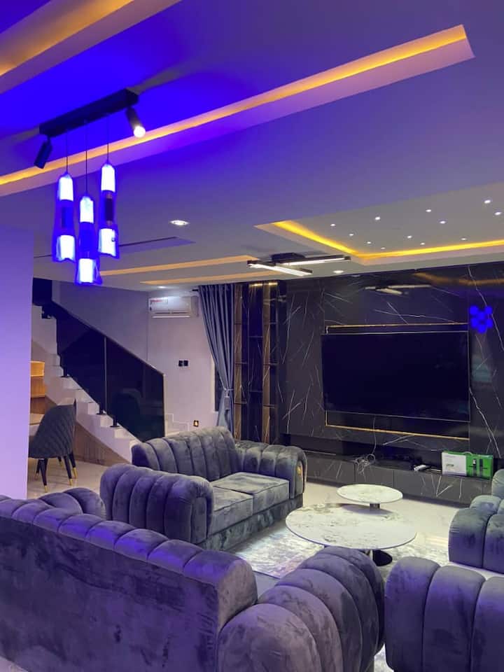 Rental unit in Lekki · 4 bedrooms · 4 beds · 4 baths